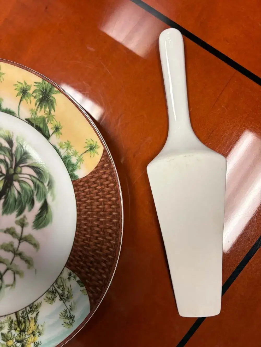 I Godinger & Co Tropical Splendor Cake Plate And Server